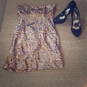 Gold sequin strapless dress. Size S.
